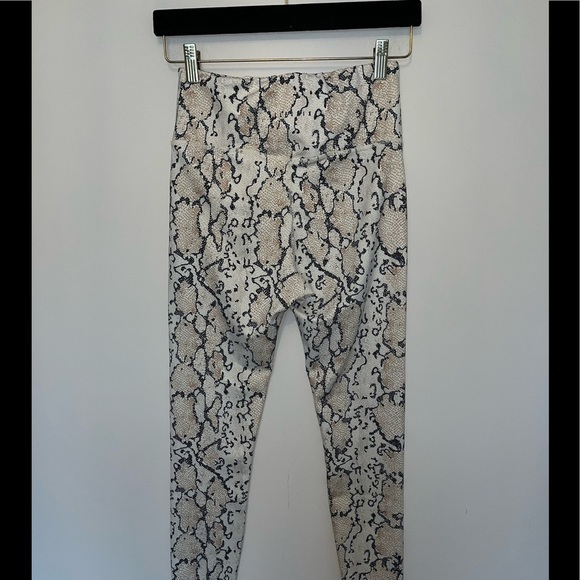 Anthropologie x All Fenix Python Leggings NWOT🌛 - Picture 4 of 6